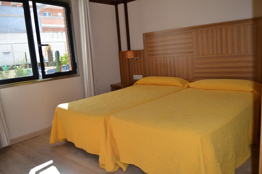 Hotel Apartamentos Don Juan I Alcala de Henares Room photo